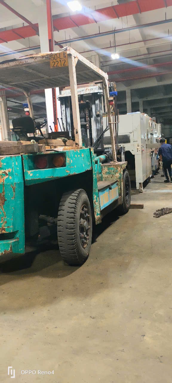 XE NÂNG 15 TẤN LẮP ĐẶT MÁY BẾ TỰ ĐỘNG